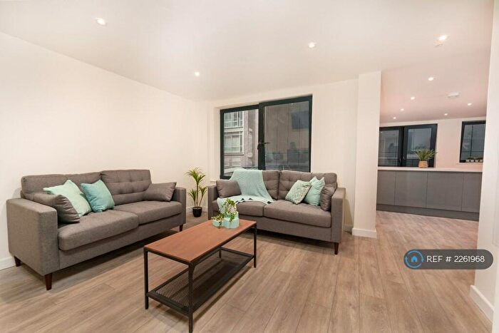 7 Bedroom Flat To Rent In Anglo Works, Sheffield, S1