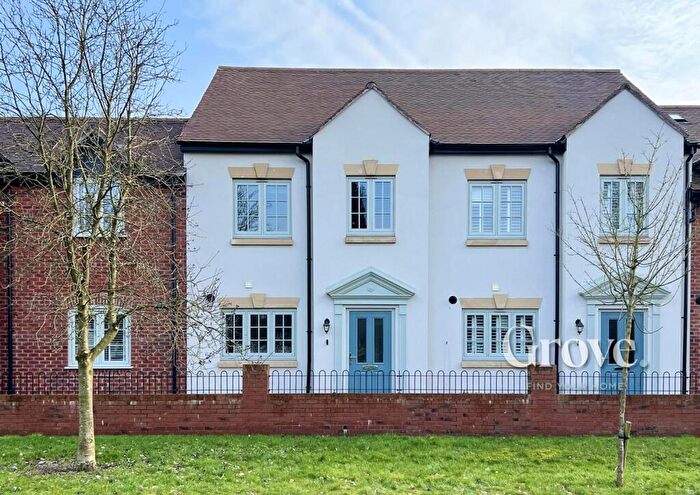 3 Bedroom Town House For Sale In Bellamy Close, Belbroughton, DY9