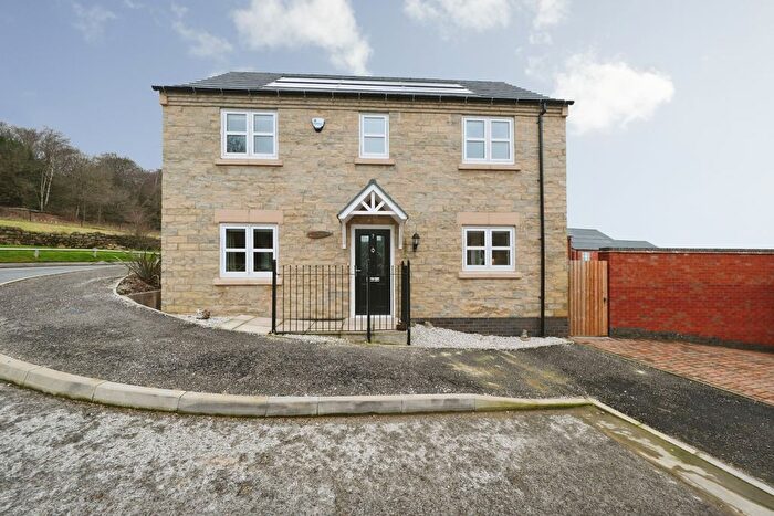 3 Bedroom Detached House For Sale In Wesley Drive, Crich, Matlock, DE4