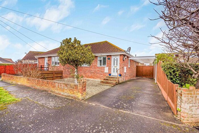 2 Bedroom Semi-Detached Bungalow For Sale In Wheatlands Crescent, Hayling Island, PO11