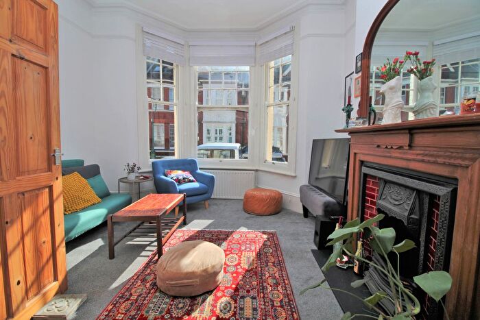 2 Bedroom Maisonette For Sale In Addison Road, Hove, BN3