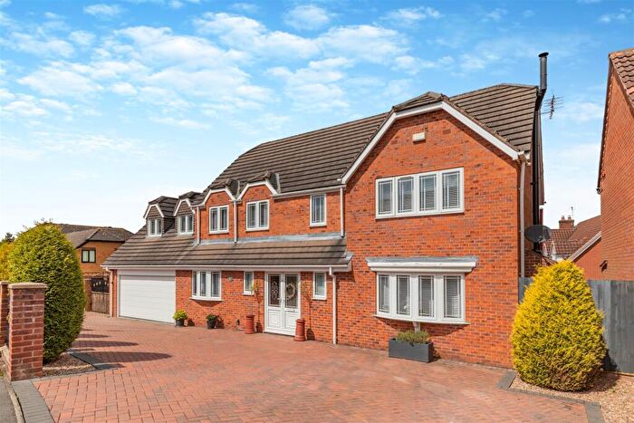 5 Bedroom Detached House For Sale In Hawthorne Close, Sutton-in-Ashfield, NG17