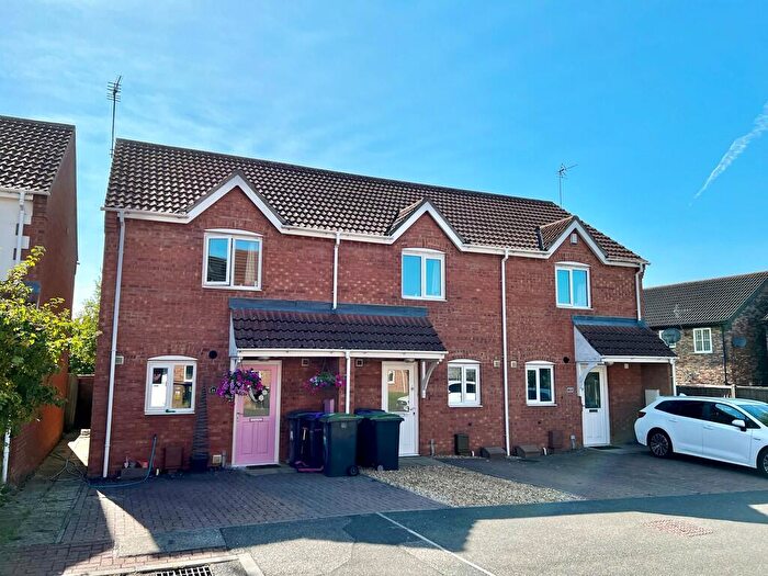 2 Bedroom Terraced House To Rent In Lindum Mews, North Hykeham, Lincoln, LN6