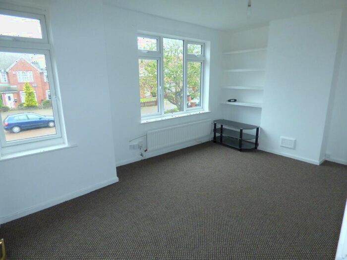 2 Bedroom Flat To Rent In Murrayfield Road, Cowgate, NE5
