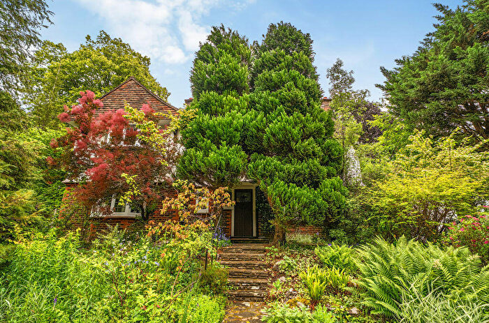 5 Bedroom Detached House For Sale In Woodcote Valley Road, West Purley, CR8