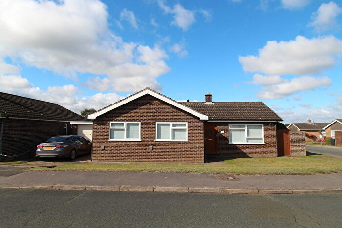 3 Bedroom Detached Bungalow For Sale In Covey Way, Lakenheath, Brandon, IP27