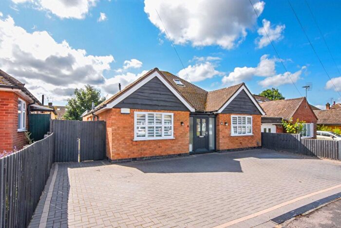 5 Bedroom Detached Bungalow For Sale In Wayside Drive, Oadby, Leicester, LE2