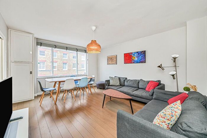 2 Bedroom Flat For Sale In York Street, Marylebone, London, W1U