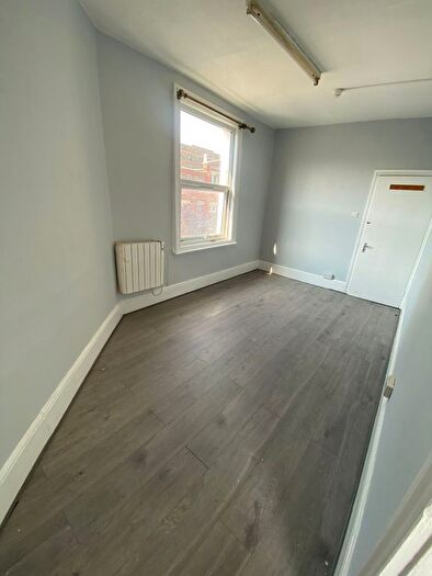 1 Bedroom Flat To Rent In Kilburn High Road, London, NW6