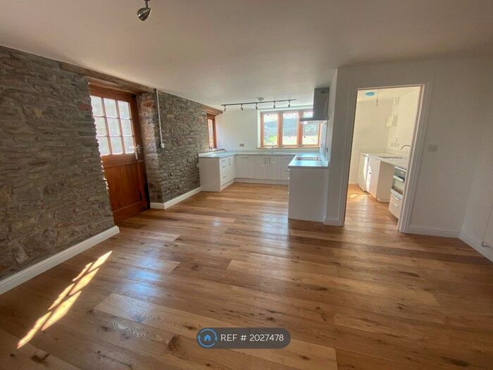 3 Bedroom Semi-Detached House To Rent In Ham Lane, Yatton, Bristol, BS49