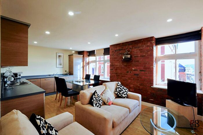 3 Bedroom Apartment To Rent In Pandongate, Newcastle Upon Tyne, NE1