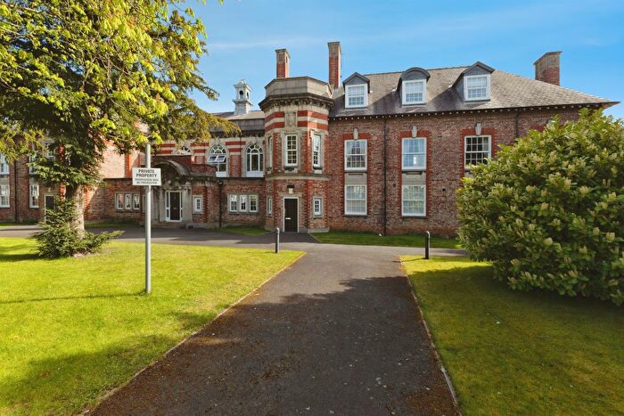 2 Bedroom Flat For Sale In Roman Road, Middlesbrough, TS5