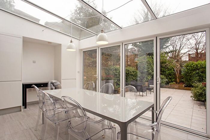 4 Bedroom Detached House To Rent In Munster Road, London, SW6