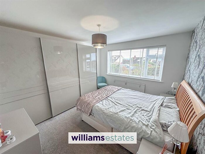 5 Bedroom Detached House For Sale In Clwyd Avenue, Dyserth, LL18