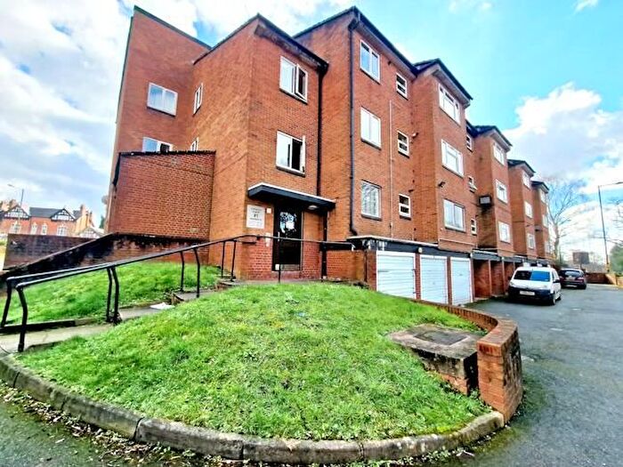 2 Bedroom Flat To Rent In Kingsbury Road, Erdington, Birmingham, B24