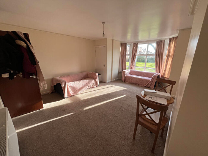 2 Bedroom Apartment To Rent In Montpelier Terrace, Leeds, West Yorkshire, LS6