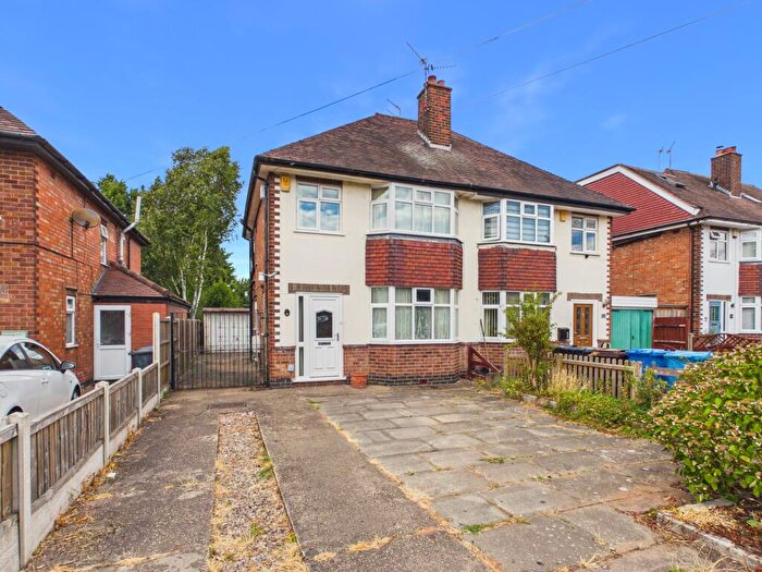 3 Bedroom Semi Detached House For Sale In Glenwood Road, Chellaston, DE73
