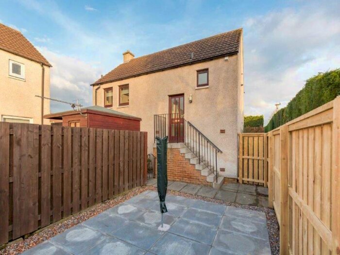 1 Bedroom Flat To Rent In Stuart Wynd, East Craigs, Edinburgh, EH12