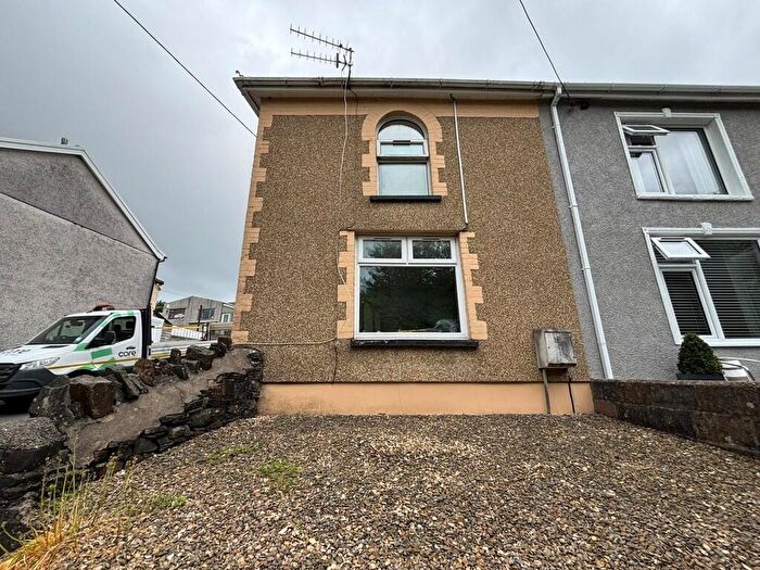 2 Bedroom End Of Terrace House To Rent In Chapel Street, Aberbargoed, Bargoed, CF81