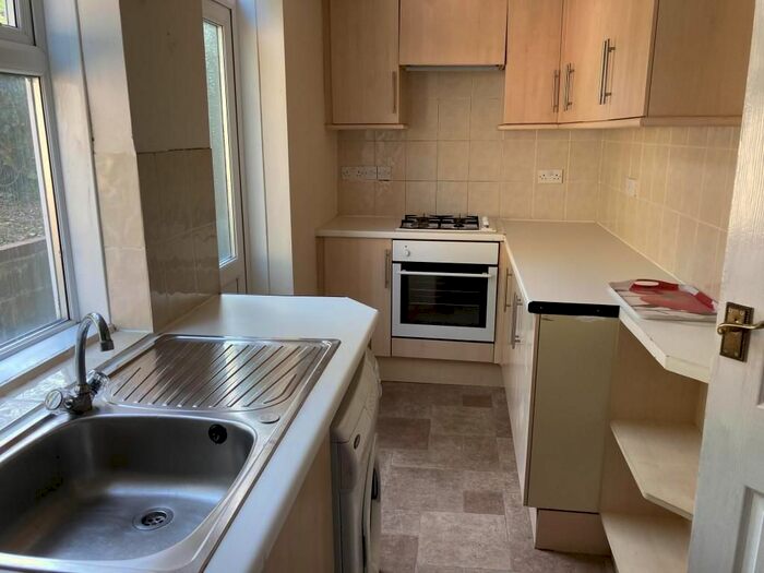 6 Bedroom Detached House To Rent In Tillstone Close, Brighton, BN2