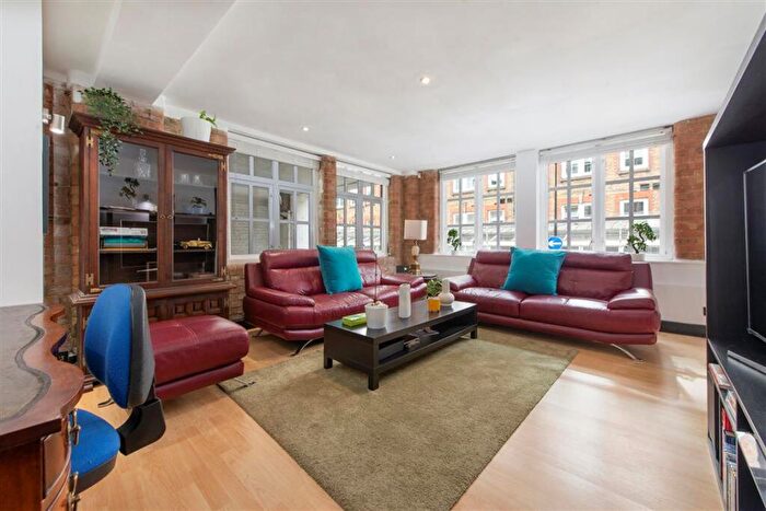 2 Bedroom Flat For Sale In Fairclough Street, Whitechapel, E1