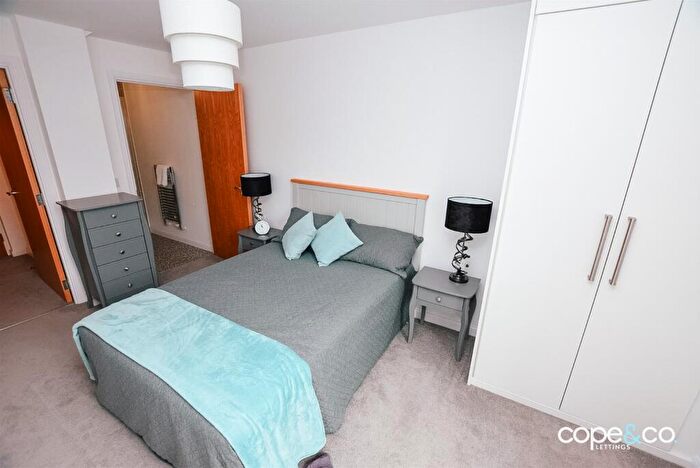 2 Bedroom Apartment To Rent In Cathedral View, Full Street, Derby, Derbyshire, DE1
