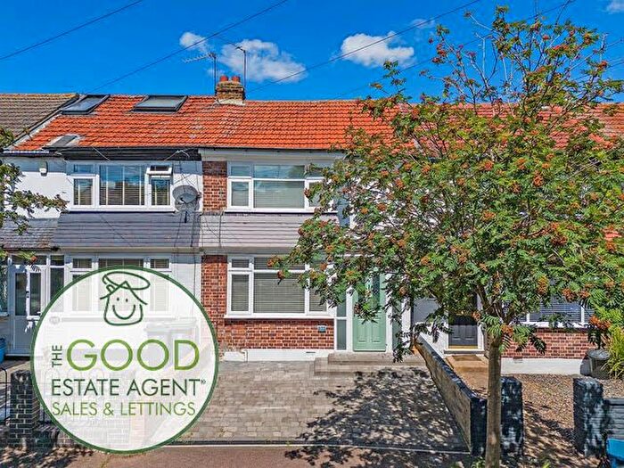 2 Bedroom Terraced House For Sale In Southern Drive, Loughton, IG10