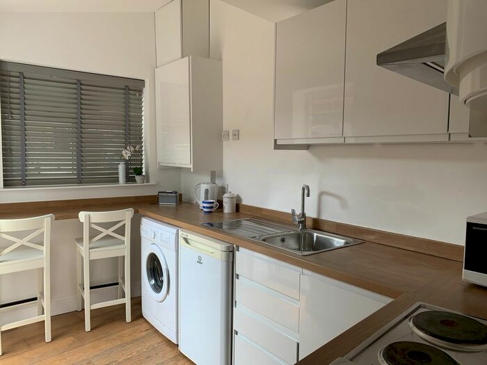 1 Bedroom Flat To Rent In Preston Road, Brighton, East Sussex, BN1