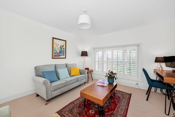 1 Bedroom Flat For Sale In Rosendale Road, Dulwich, SE21