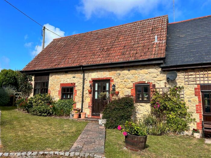 2 Bedroom Barn Conversion For Sale In Chillerton Farm Barns, Chillerton, Newport, PO30