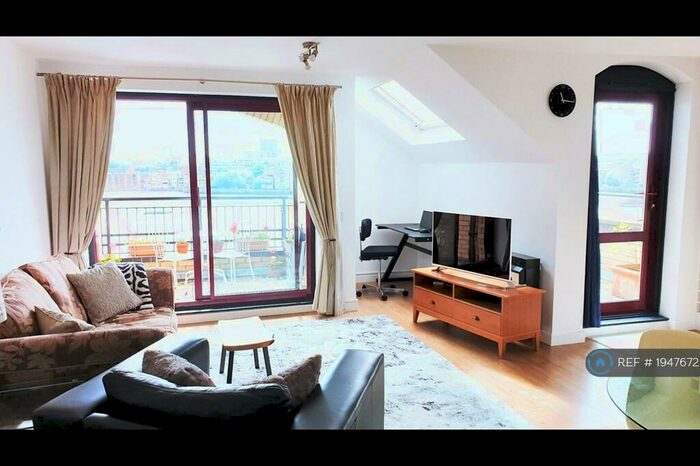 1 Bedroom Flat To Rent In Wapping High St, London, E1W