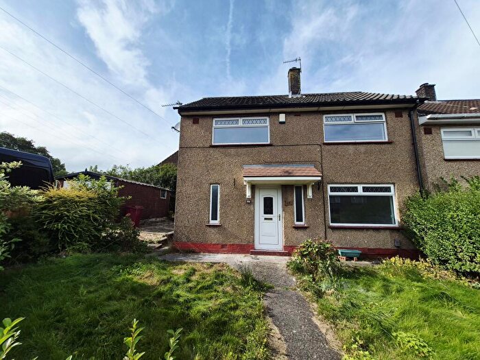 3 Bedroom House To Rent In Oban Drive, BB1