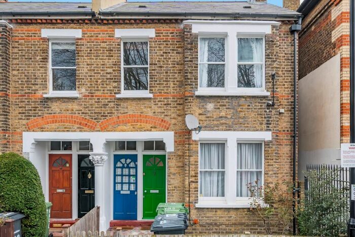 1 Bedroom Flat To Rent In Clyde Vale London, SE23