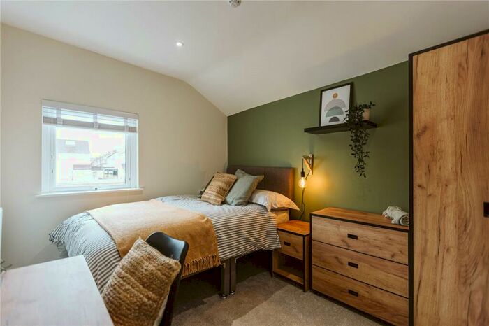 6 Bedroom Terraced House To Rent In Forest Road, Fishponds, Bristol, BS16