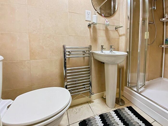 3 Bedroom Terraced House For Sale In Dovestone Way, Kingswood, Hull, HU7