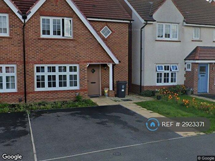 3 Bedroom Semi-Detached House To Rent In Laverton Road, Hamilton, Leicester, LE5