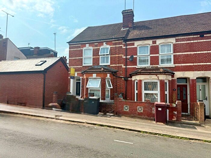 Studio To Rent In Elm Park Road, Reading, Berkshire, RG30