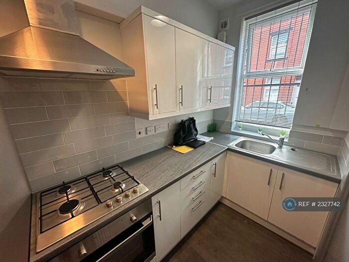 2 Bedroom Terraced House To Rent In Shafton Street, Leeds, LS11