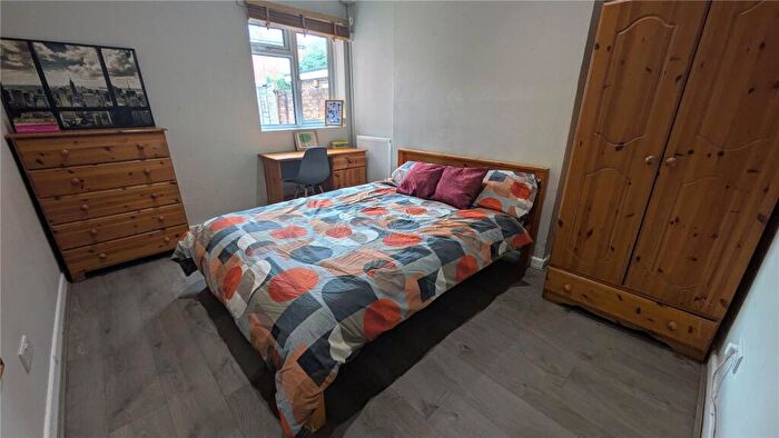 1 Bedroom Property To Rent In Coventry Road, Southampton, Hampshire, SO15