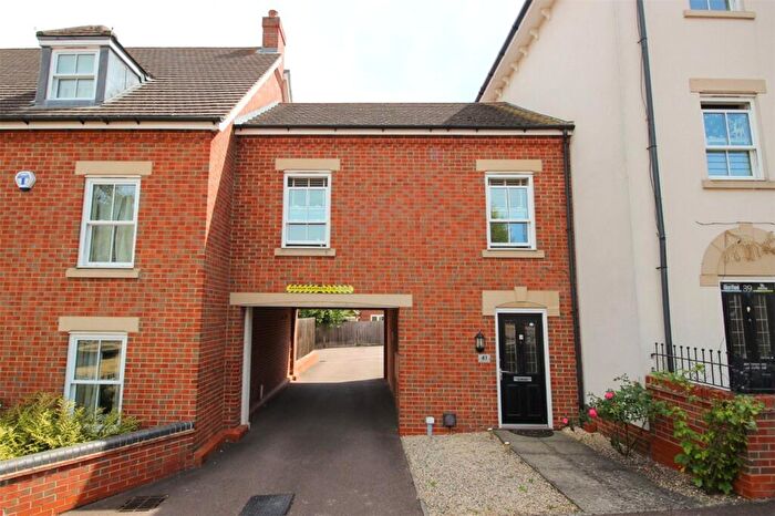 2 Bedroom Coach House For Sale In Crowsley Road, Kempston, Bedford, Bedfordshire, MK42