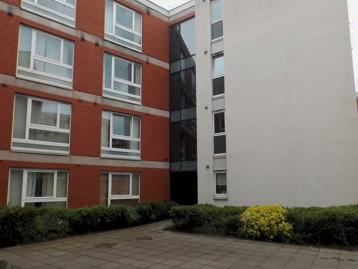 2 Bedroom Flat To Rent In Hanson Park, Dennistoun, G31
