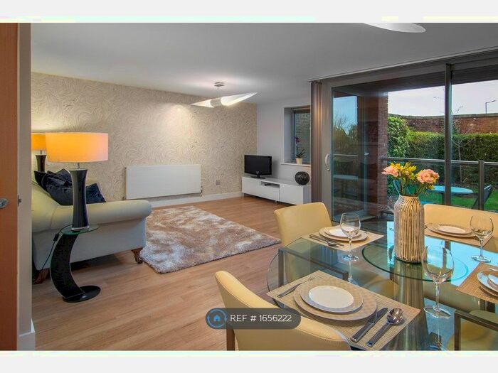 2 Bedroom Flat To Rent In Fairlawn Road, Lytham, Lytham St. Annes, FY8