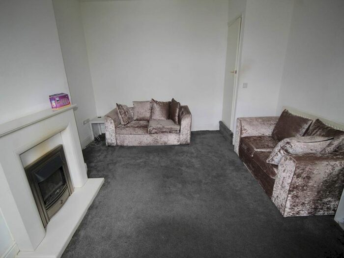 1 Bedroom Property To Rent In Radnor Street, Bradford, BD3