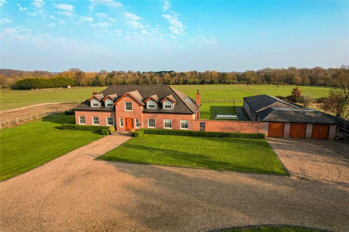 5 Bedroom Detached House For Sale In Chobham Park Lane, Chobham, GU24