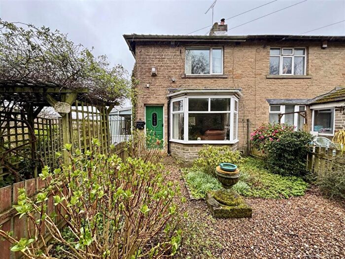 2 Bedroom Semi-Detached House For Sale In Thornton Road, Thornton, Bradford, BD13