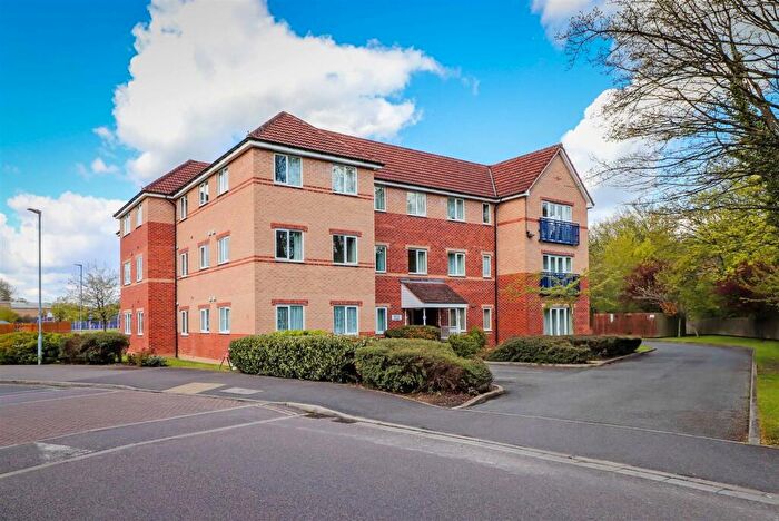 2 Bedroom Apartment To Rent In Wain Avenue, Chesterfield, S41
