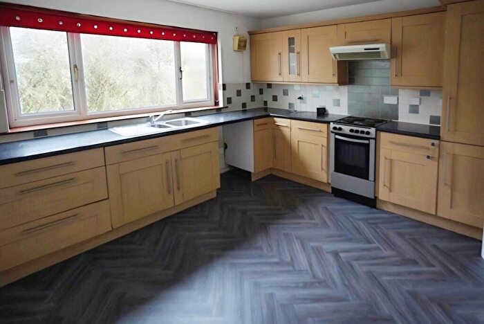 3 Bedroom Terraced House To Rent In Lime Crescent, G67