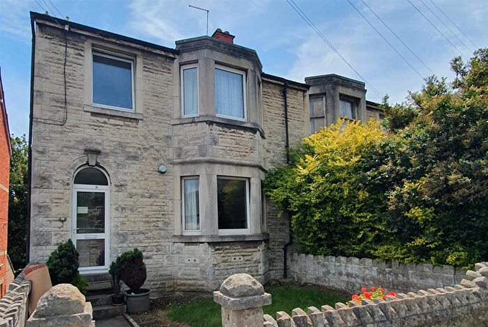 1 Bedroom Apartment To Rent In Buxton Road, Weymouth, DT4