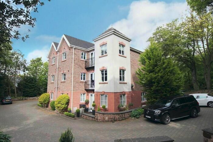 2 Bedroom Flat To Rent In Baddow Croft, Woolton, Liverpool, L25