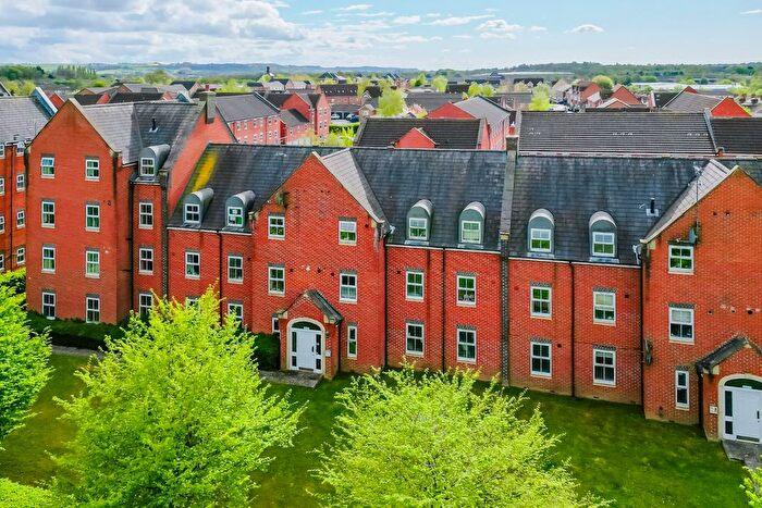 2 Bedroom Flat For Sale In Lynmouth Road, Swindon, Wiltshire, SN2